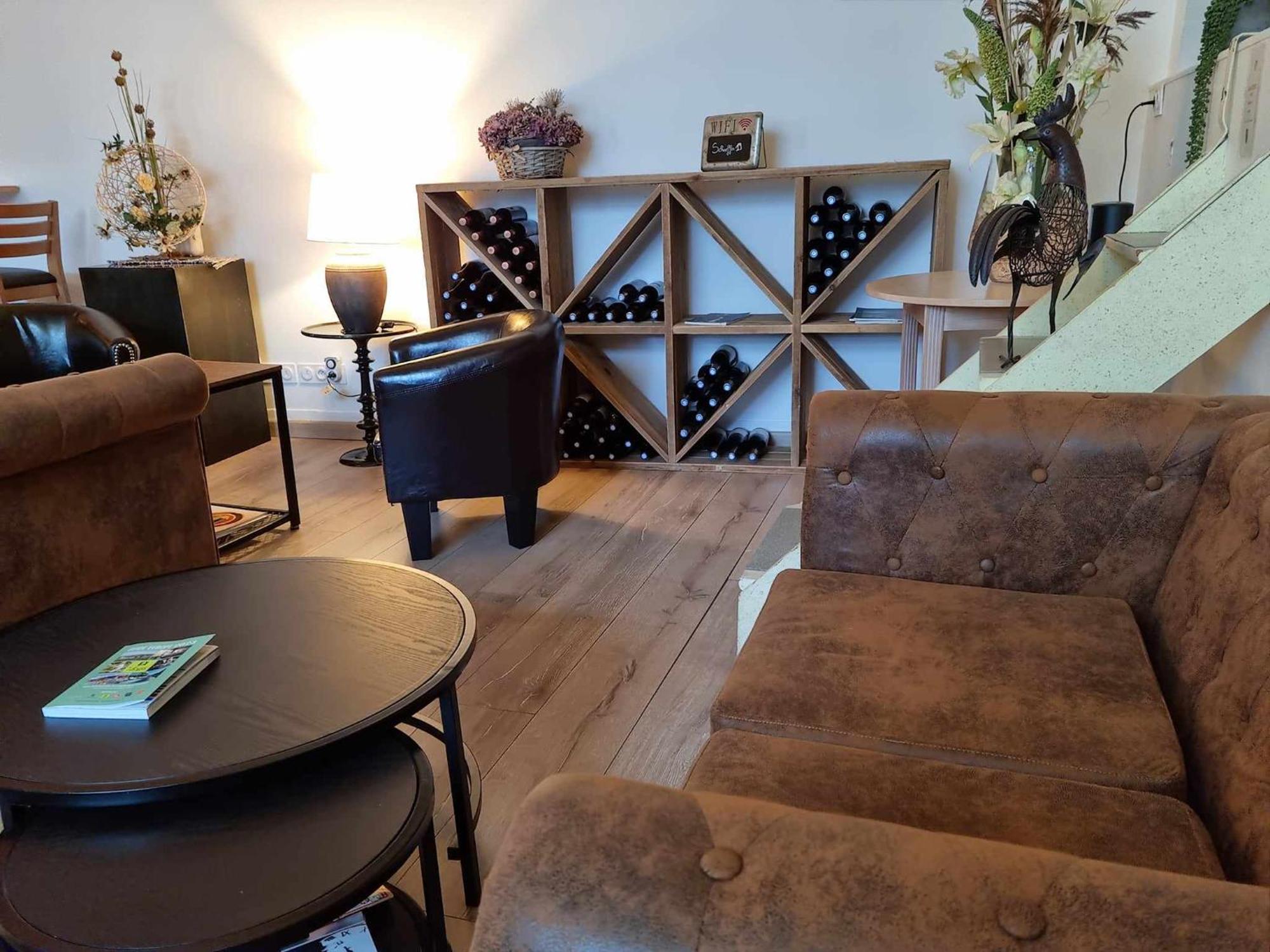 Logis Hotel Schaeffer- Restaurant Le Saint Georges Serrières-en-Chautagne Esterno foto